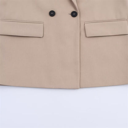 Women's Wool Cape Coat with Button Front and Lapel Collar – Loose Fit Winter Coat for Fall