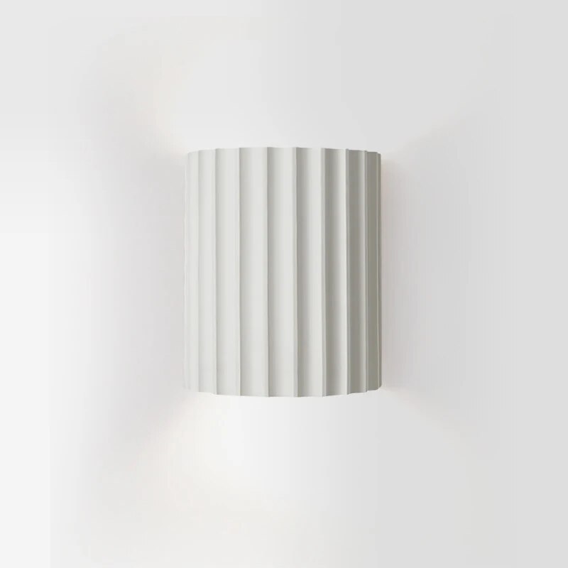 LumeSculpt – Modern Resin Wall Light