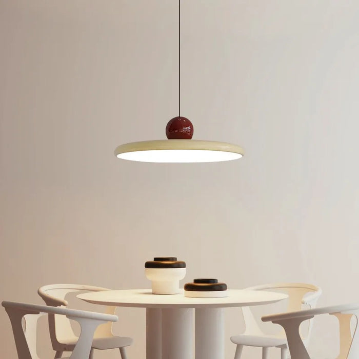BauhausLume – Elegant Glass Lighting