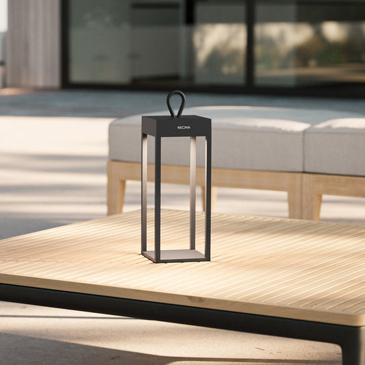 TouchBeam - Kompaktowa lampa LED z czułością na dotyk