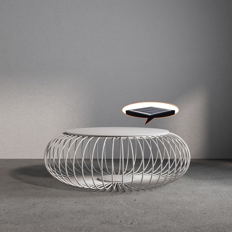 EcoGlow - Lampe de table élégante avec des fonctionnalités prêtes pour le jardin