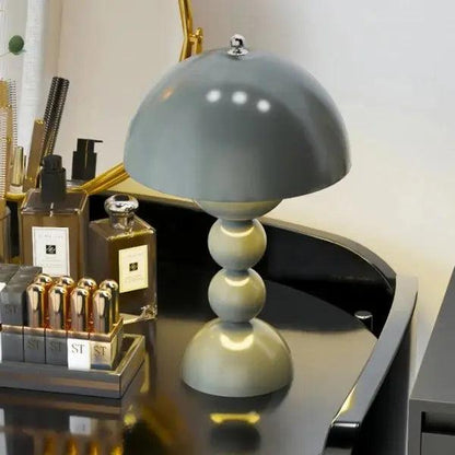 FlowerLume - Lampada da Tavolo Nordica Floreale Elegante