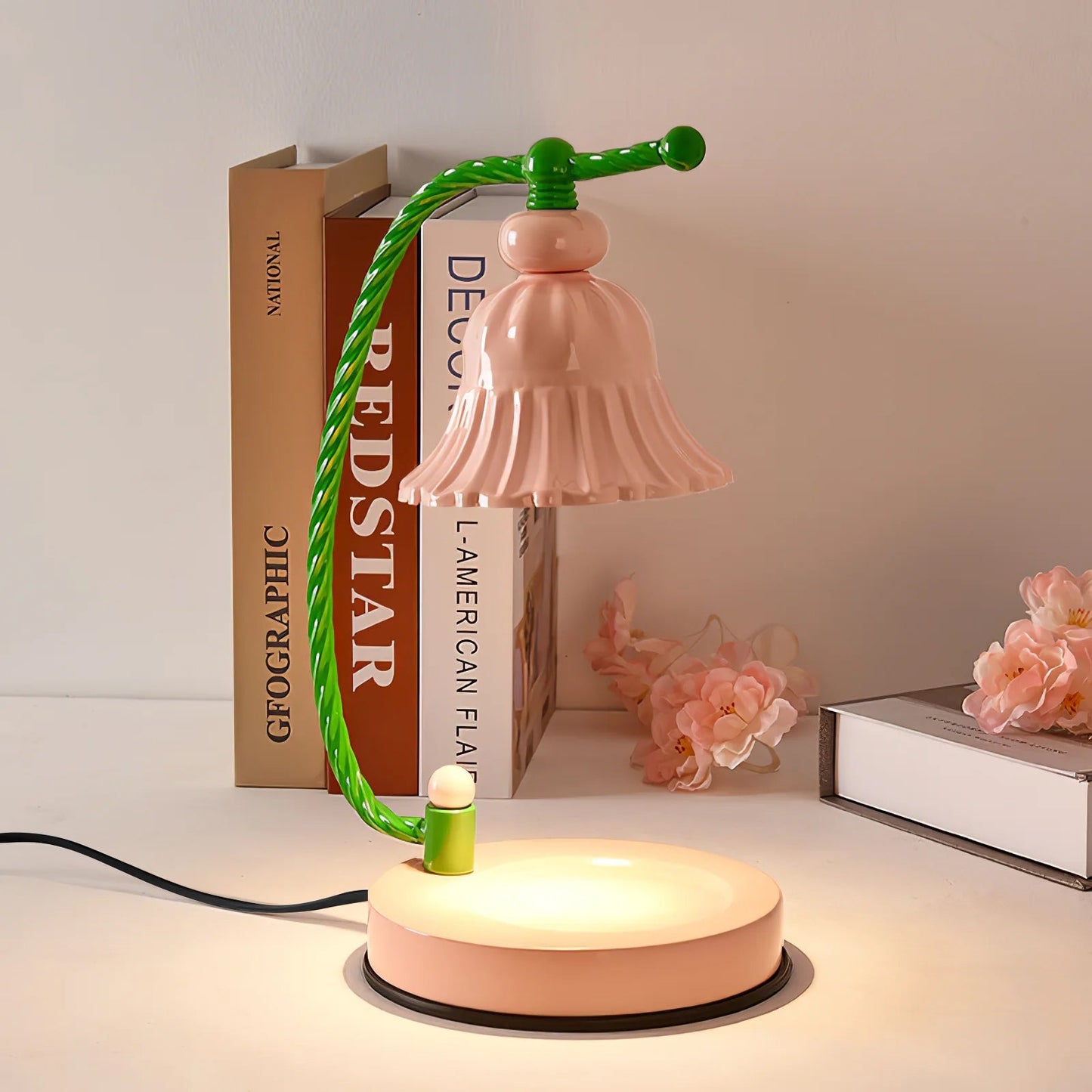 BloomAura – Charming Pink Glass Table Lamp