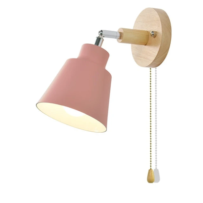 SpinGlow – Rotating Wall Lamp with Toggle Chain