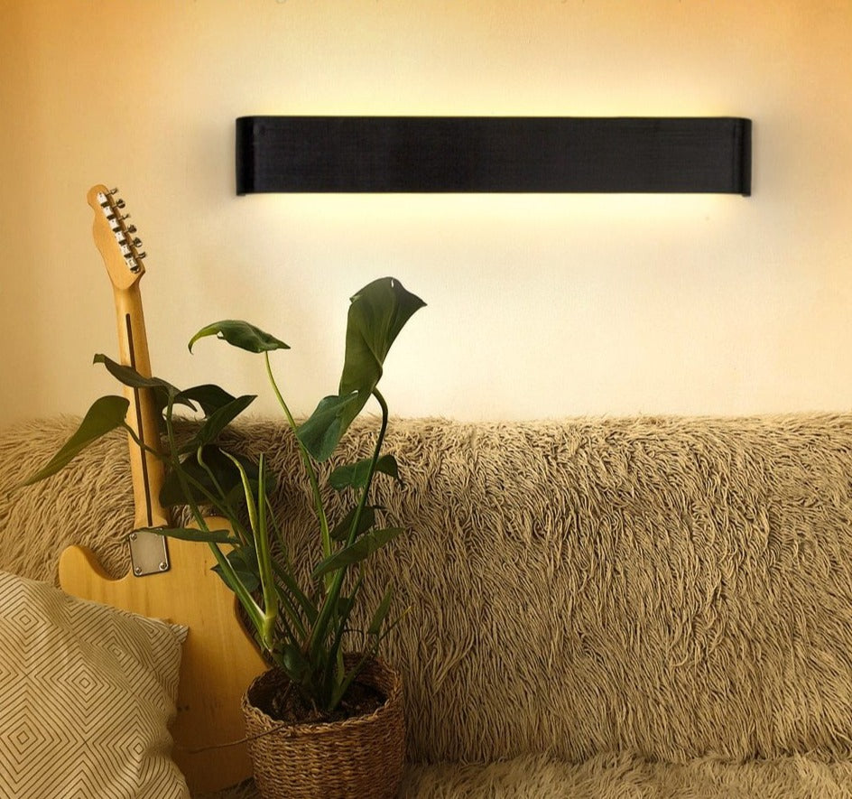 LightGlow – Contemporary LED Wall Lamp