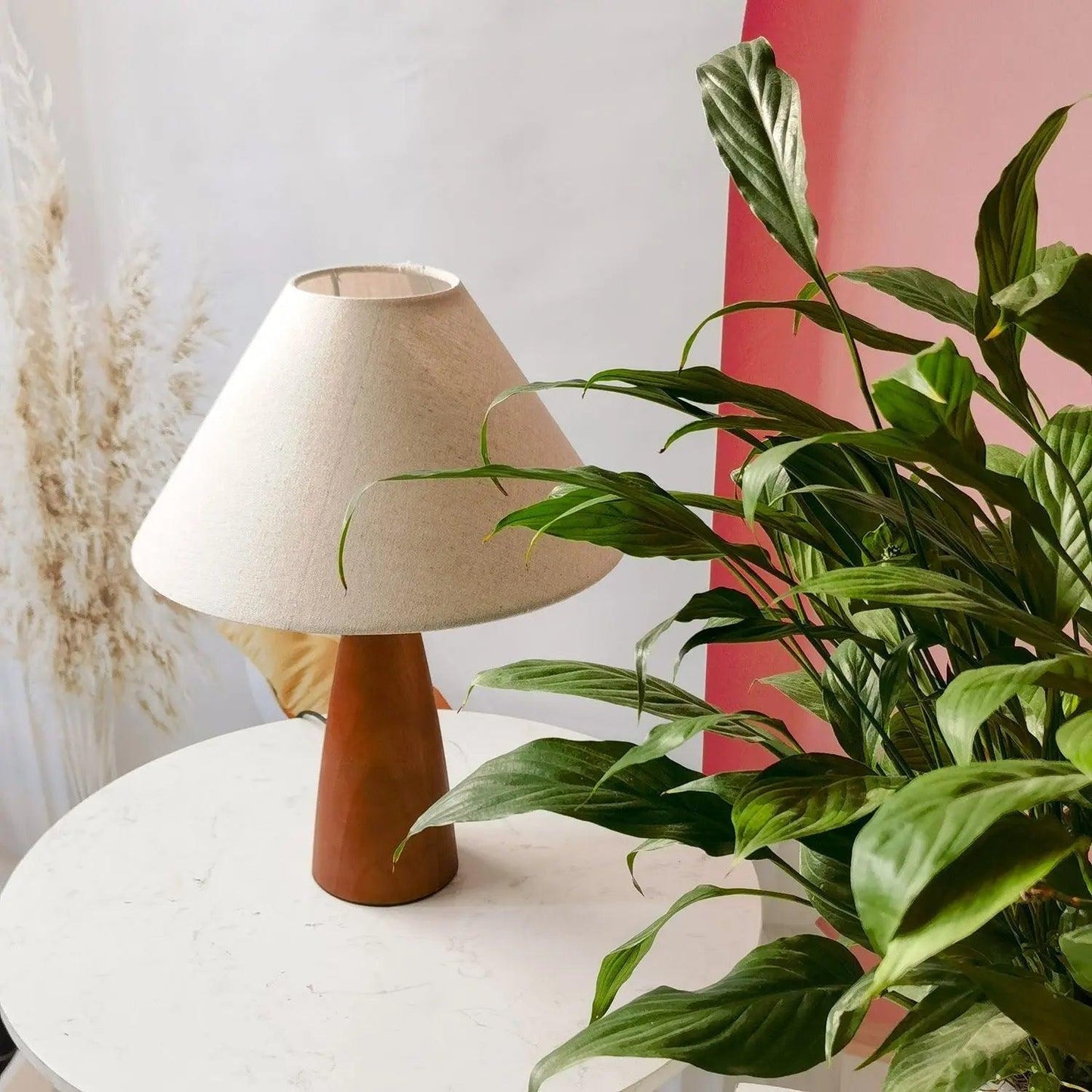 FusionGlow - Retro Massivt Træ Belysning