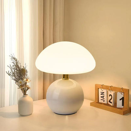 ChicMushroom – Bauhaus-Style Cream Lighting